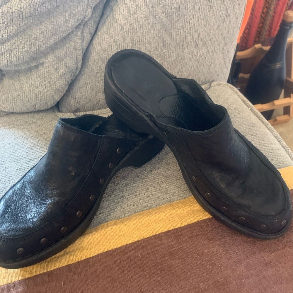 Born black leather loafer clogs slip on size 8 new